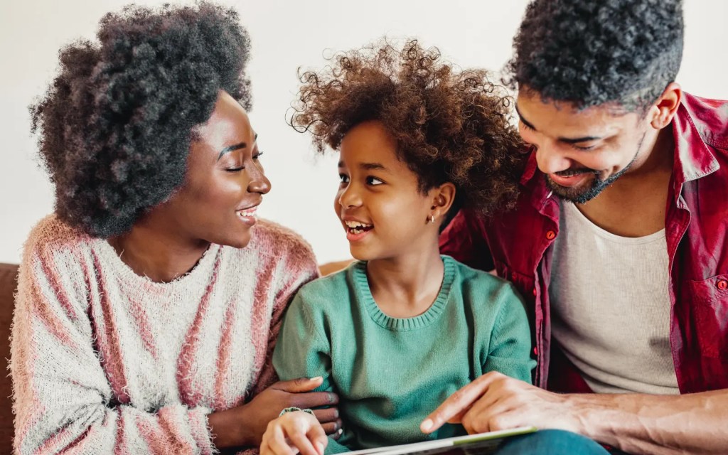 A happy family, representing the convenience and impact of online therapy in LA